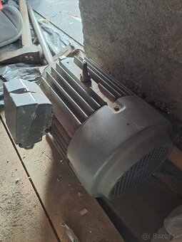 Predám elektromotor MEZ - 2