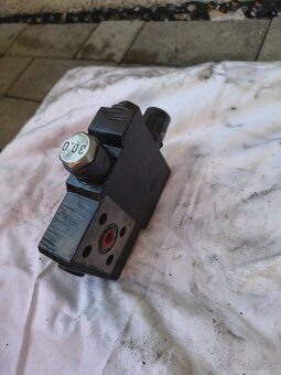 Hydraulický zámok (HIAB) - 2