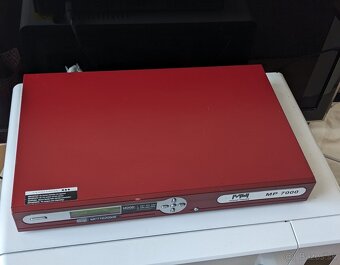 mood media MP7000 - 2