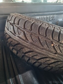 Zimné pneu 235 75 r15 - 2