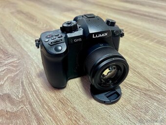 Panasonic Lumix GH5 + objektivy a prislusenstvo - 2