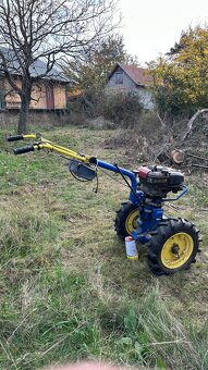 Malotraktor AGZAT s obracačom sena a lištovou kosačkou - 2