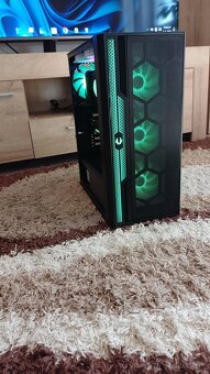 Predam vykonny herny PC-/ RYZEN 5 3600/RTX 2070/32GB DDR4 - 2