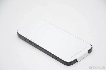 Iphone 15 6/128GB Black Nový - 2