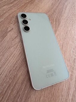 Samsung Galaxy S23 FE - 2