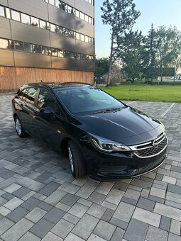 Opel Astra Sports Tourer 1.6 CDTI Edition - 2