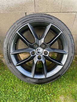 Pneumatiky Hankook 225/40 r18 - 2