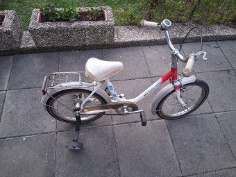 Detský bicykel s pomocnými kolieskami - 2