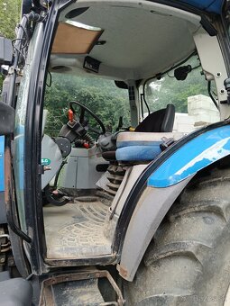 Traktor New Holland T6030 - 2