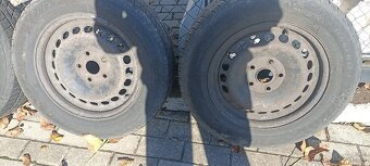 195/65 R15 - 2