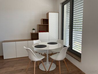 2 izb byt na Brnianskej ul parkovanie v garáži  bez provízie - 2