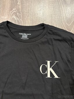 Calvin Klein nove tricko s dlhym rukavom - 2