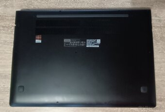 Lenovo IdeaPad 700-17ISK - 2