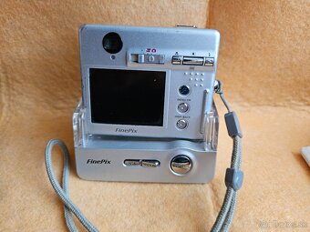 Fotoaparát FUJIFILM, model F 440 - 2