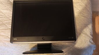 Predá LCD monitor BENQ E900WP - 2