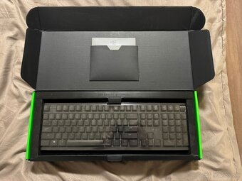 Razer Ornata V2 - 2