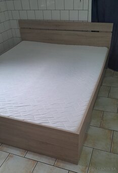 Predám manželskú posteľ - 2