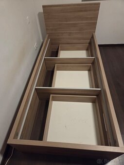 Predam postel 90x200 - 2