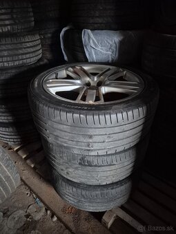 Elektrony Audi 245/40 R19 - 2