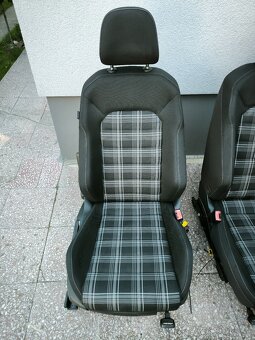 Sedačky Golf GTI GTD - 2