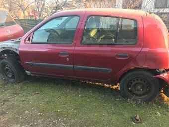 Ponúkam Renault Clio 2 na diely - 2