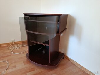 Stolik pod  televízor - 2
