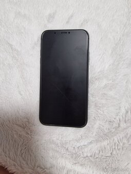 Iphone 11 64 GB - 2