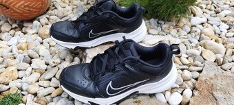 Tenisky Nike v.44 - 2