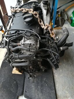 motor na škoda octavia 2 1.9 tdi 77kw , agregat 1,9 tdi bxe - 2