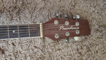 Pasadena gitara - 2