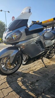Kawasaki GTR 1400 - 2