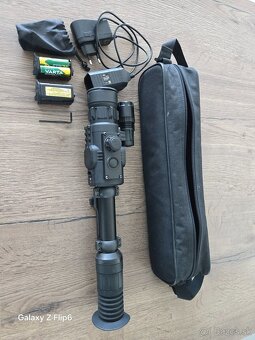 Yukon Photon RT 4.5x42 s montážou - 2