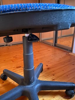 Študentská stolička - 2