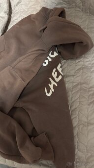 Predám mikinu s kapucňou - 2