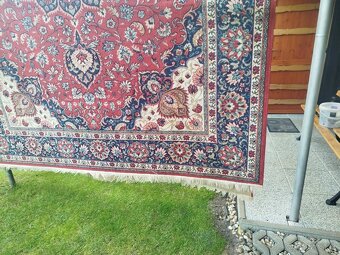 Koberec rozmerov 250  350 cm predám. - 2