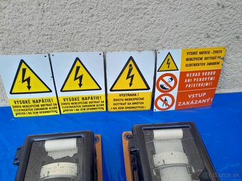 Voltmeter,ampérmeter,smaltované tabuľky. - 2