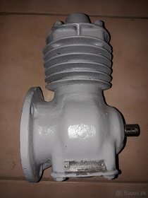 kompresor typ 706 1956 čislo 513 D - 2