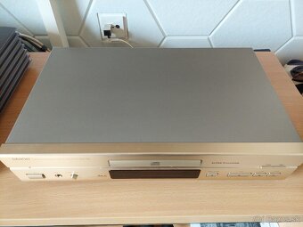 Predám CD Prehrávač DENON DCD-735 - 2
