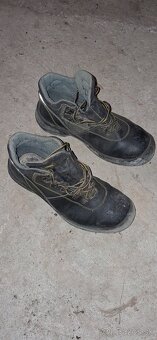 Pracovna obuv 43 velkost - 2