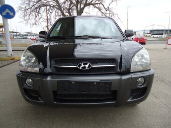 Hyundai Tucson 2.0 CRDi Elegance - 2