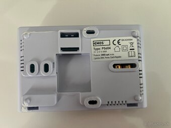 Izbový manuálny drôtový termostat P5604, ako nový - 2