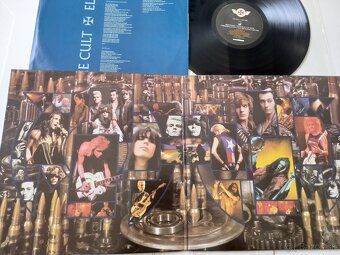 The CULT „Electric „ /Beggars Banquet 1987/ rozkl obal, T - 2