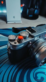 ikonický Fujifilm X100s - 2