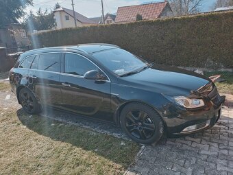 Insignia Sport Tourer - 2