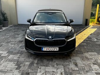 Škoda Superb 4 Sedan Selection 2.0 TDI DSG 24km Alcantara - 2
