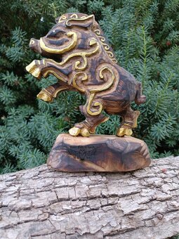 Gullinbursti - soška - Viking woden statue - 2