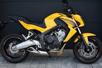 Sexy Bee - Honda cb650F ABS r. 2017 14 tis. km - kupena SK - 2