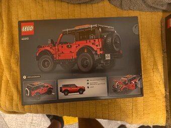 Predám LEGO® Technic 42213 SUV Ford Bronco® - 2