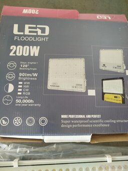 Halogenovy reflektor - 2