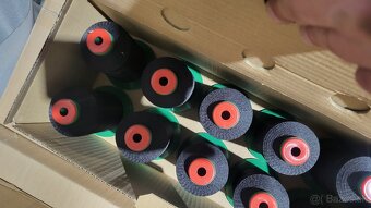 Autopotahova Látka-Vinyl, Nite na presivanie autopotahov - 2